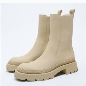 Zara Chelsea Rubberized Cream Ecru Ankle Chunky Platform Boots Zip Side Sz.41